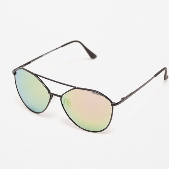 Zara Accessories - ZARA SUNGLASSES BRAND NEW WITH TAGS